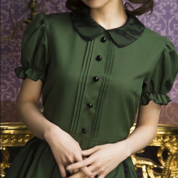 JAPAN DISNEY HAUNTED MANSION MAID DRESS COSTUME - Picture 4 of 10